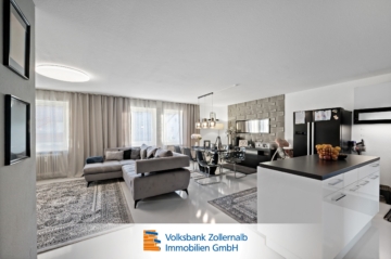 Modern renovierte 4,5-Zimmerwohnung mit großzügigem Wohnkomfort, 72461 Albstadt, Etagenwohnung