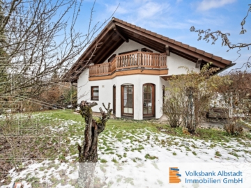 WEBER-Haus mit Ausbau-Potential auf ca. 120m², 72461 Albstadt, Einfamilienhaus