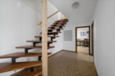 Treppenaufgang - Idyllisches Einfamilienhaus in Albstadt-Onstmettingen
