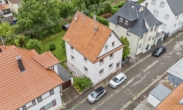 Aussenansichten - Charmantes Ein-/Zweifamilienhaus in ruhiger Lage