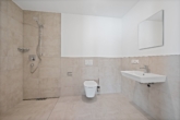 Badezimmer - 2,5 Zimmer Neubauwohnung mit Küche
