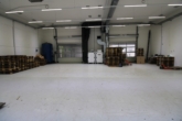 Produktionshalle - Flexibel aufteilbare Produktions-, Lager- und Büroflächen mit Laderampe und 4t Aufzug