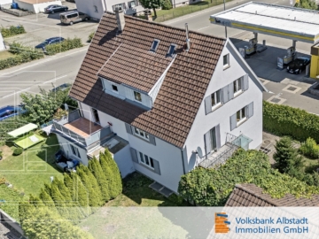 Doppelhaushälfte mit Werkstatt/Garagenanlage, 72458 Albstadt, Doppelhaushälfte