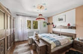 Schlafzimmer EG - Vielseitige Immobilie mit viel Platz und besonderen Extras