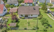 Aussenansichten - Schönes Häusle mit tollem Garten und viel Potential