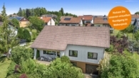 Aussenansichten - Schönes Häusle mit tollem Garten und viel Potential