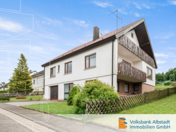 Großes Haus mit wundervollem Garten am Ortsrand, 72459 Albstadt, Einfamilienhaus