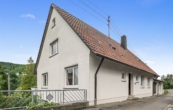 Aussenansichten - Einfamilienhaus mit drei Einheiten – Greifen Sie zu!